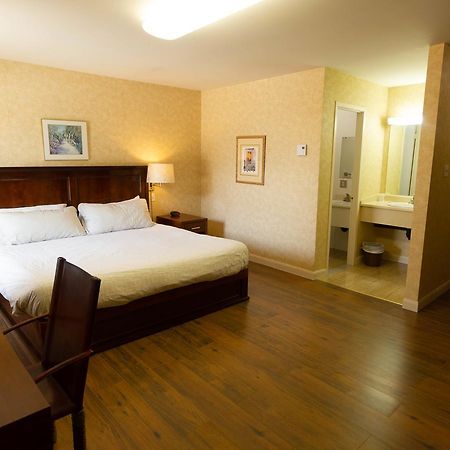Auberge La Rocaille Shawinigan Extérieur photo