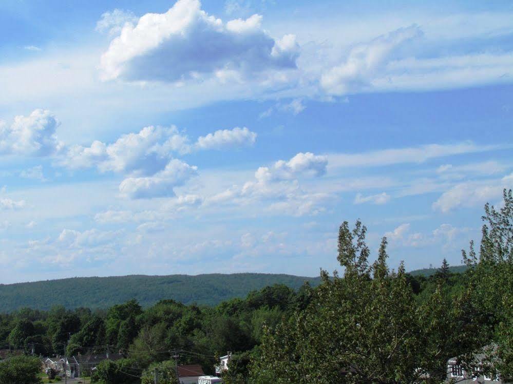 Auberge La Rocaille Shawinigan Extérieur photo