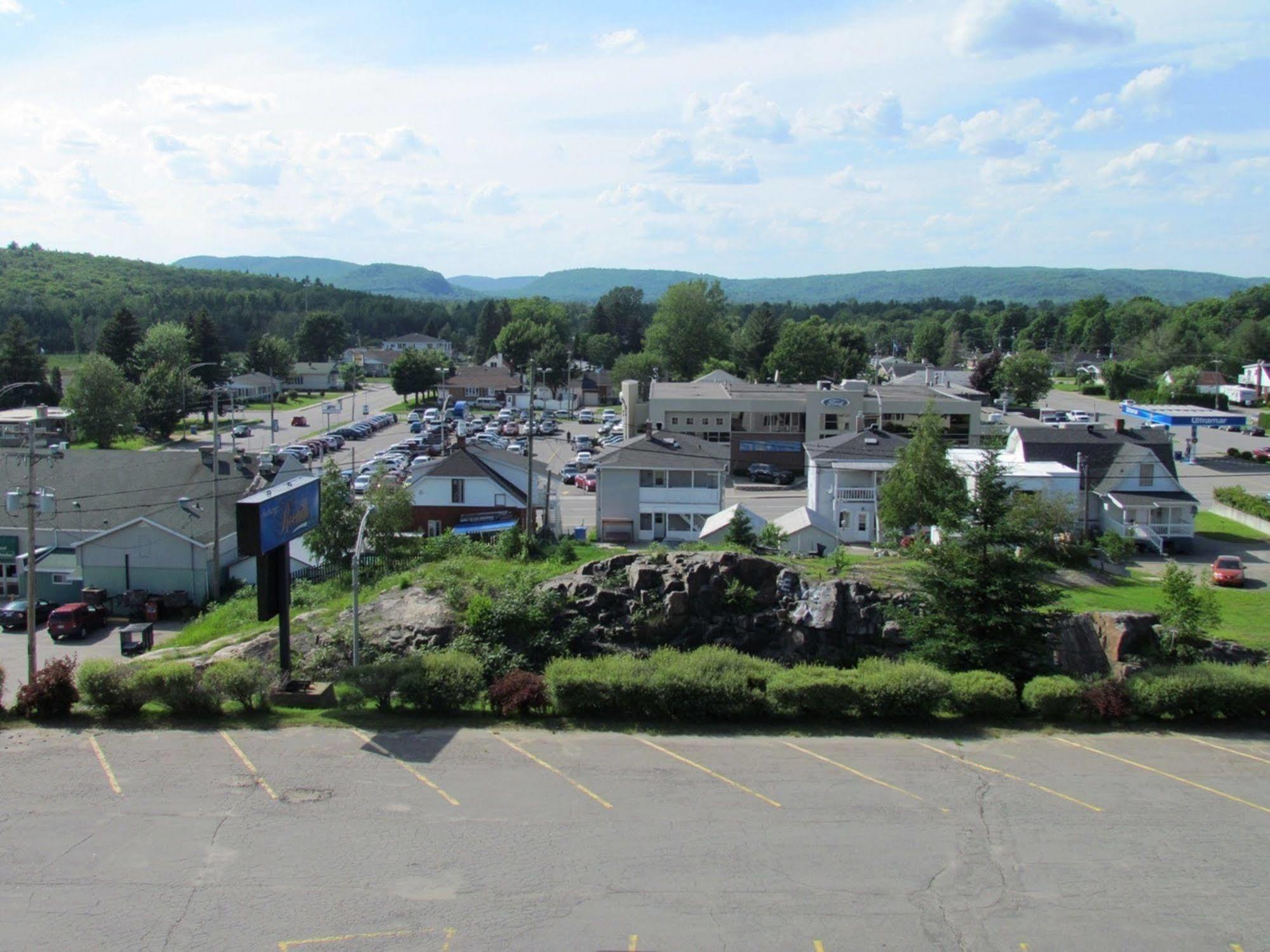 Auberge La Rocaille Shawinigan Extérieur photo