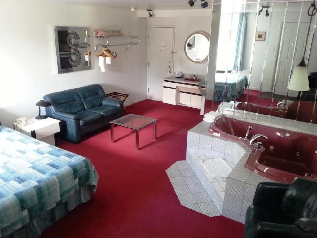 Auberge La Rocaille Shawinigan Extérieur photo