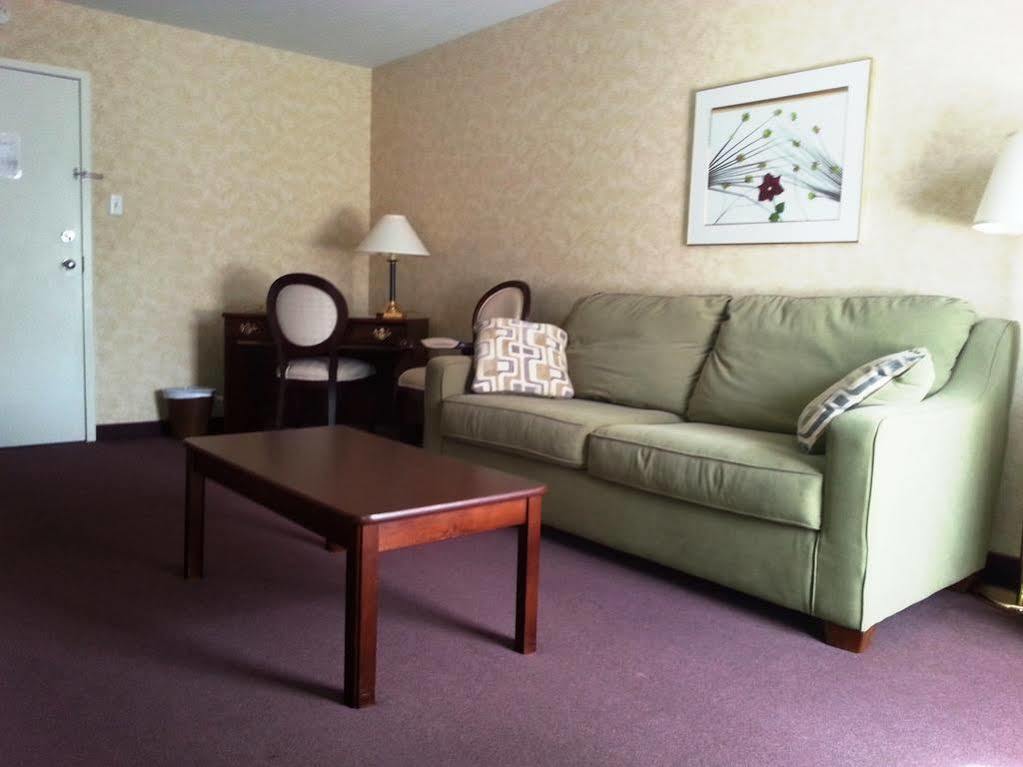 Auberge La Rocaille Shawinigan Extérieur photo
